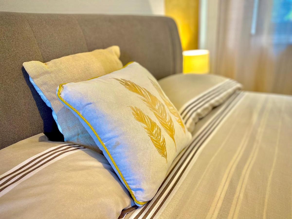 Golden Suite Marta Malpensa Milano-Laghi Busto Arsizio Ngoại thất bức ảnh